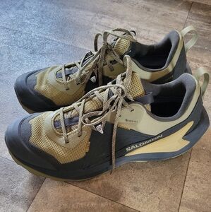 Mens Salomon Elixir Hiking shoe size 13